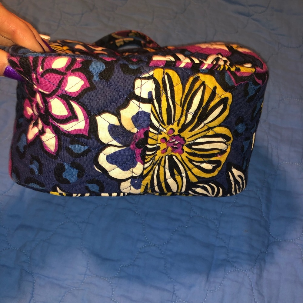 Vera Bradley insulated lunch bag - Picture 5 of 6